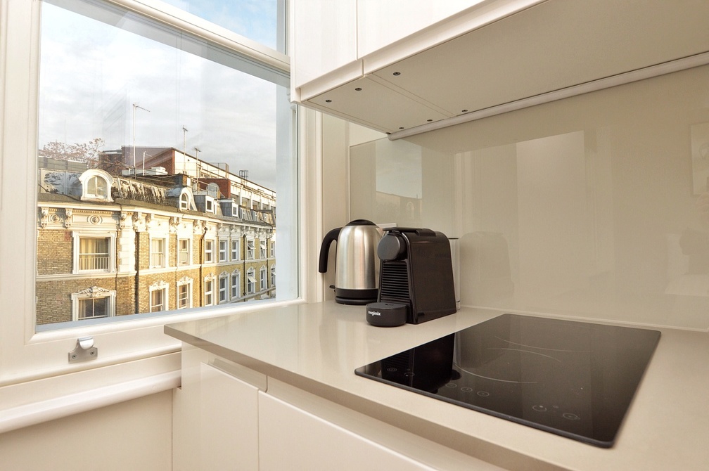 Cromwell Serviced Apartments -  Small Double Studio  (1)