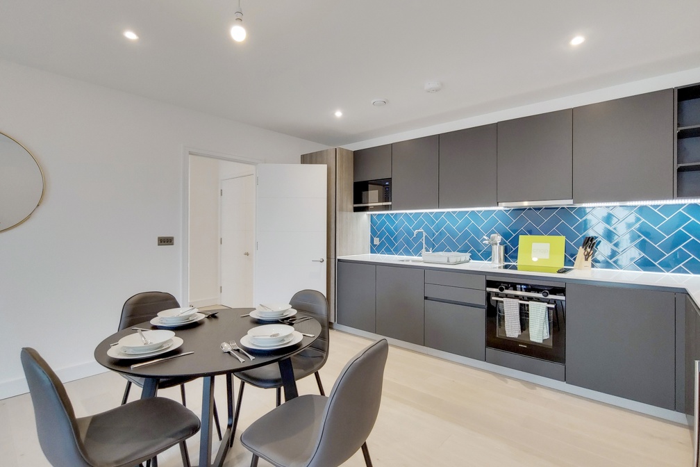 Residence Hoxton 2 bed 2 bath Penthouse- Residence side flat 68 -Rosewood-2 Kitchen-Reception-2