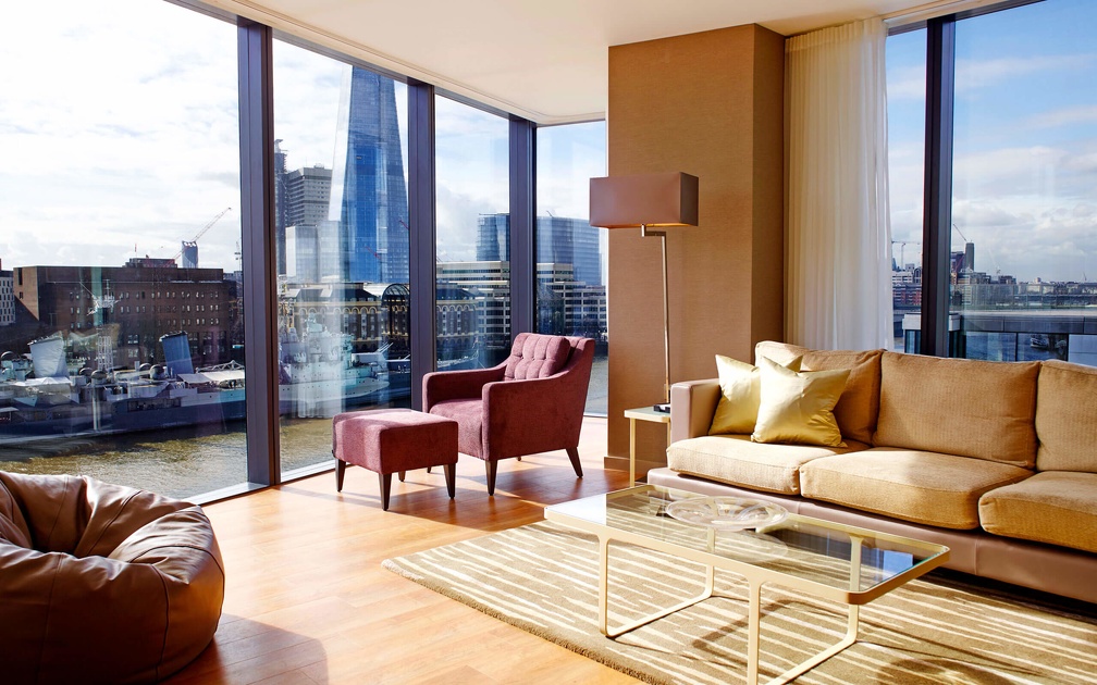 ChevalThreeQuays-Luxury Three Bedroom Apartment Tower Bridge View-033