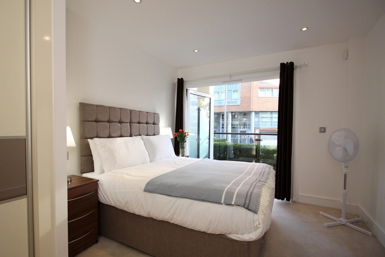 o-Kingston-Lanyard-2-bed-master-bedroom-balcony-im.jpg