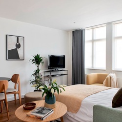  One Bedroom Apartment 