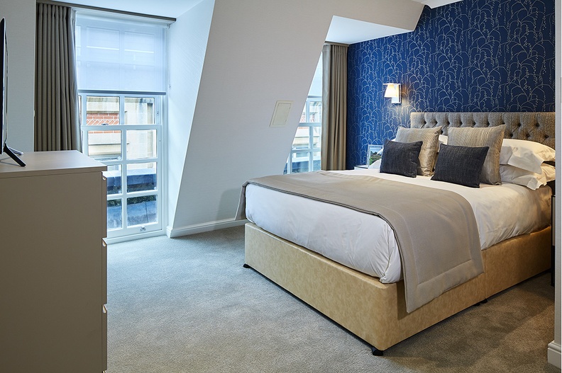 Luxury-One-Bedroom---A-Block-CCH_ABLOCK_LX1B_BEDROOM.jpg