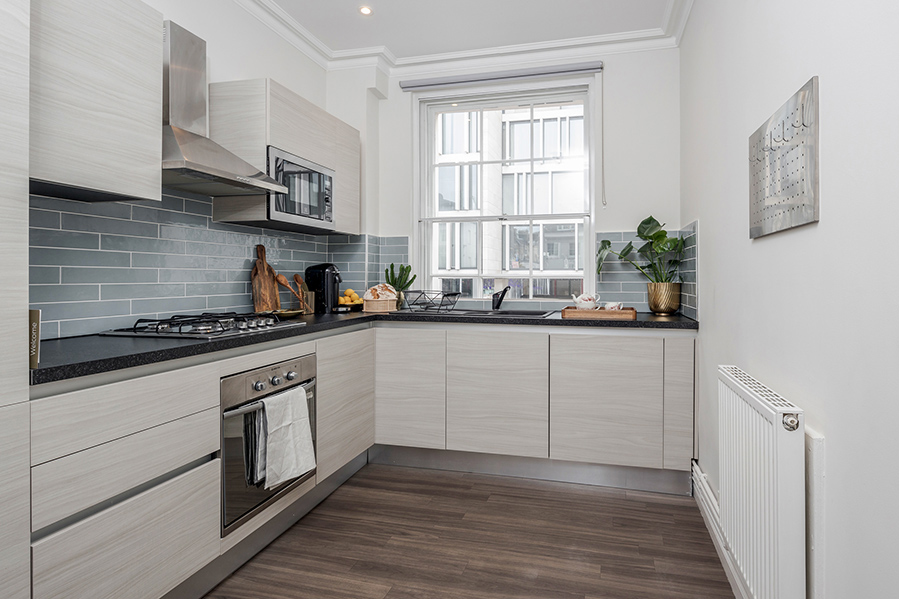 BuckinghamPlcRd-1bed-Balcony-Low-res-SnCO-SW1W0RE-28-10-20-A4-WEEXP-8