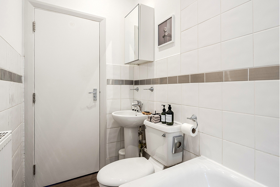BuckinghamPlcRd-1bed-Balcony-Low-res-SnCO-SW1W0RE-28-10-20-A4-WEEXP-13