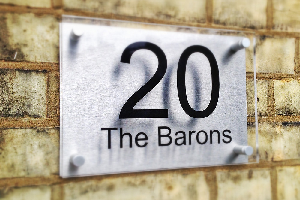 57-No.20-Sign-20-The-Barons-Luxury-Serviced-Apartments-Richmond,-Twickenham,-South-West-London,-TW1