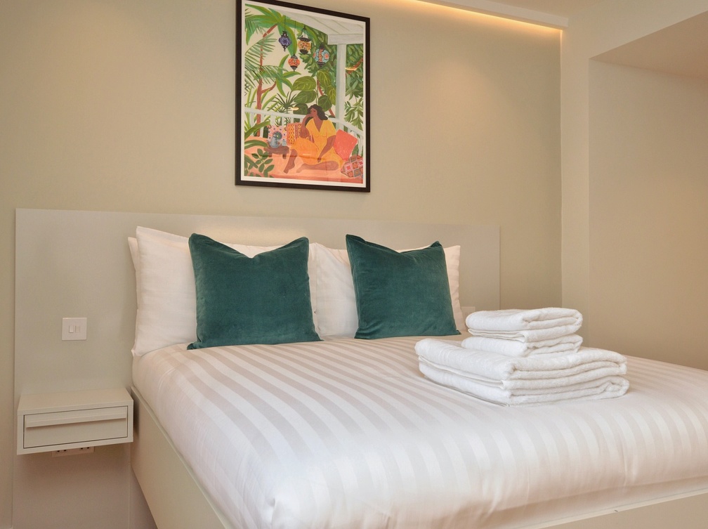 Cromwell Serviced Apartments - Double Studio 06