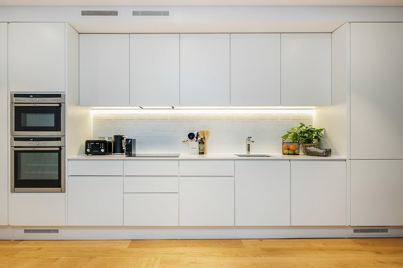 Stay&Co-Holborn-Superior-1bed-Flat-8-Kitchen.jpg