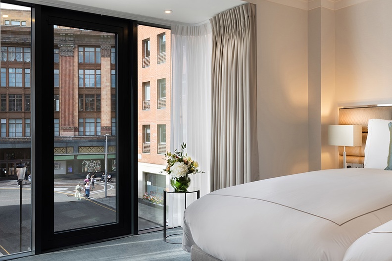 15BasilSt-2.-Two-Bed-Apartments-10.-15-Basil-Street--Twin-Bedroom-set-up---Harrods-View.jpg
