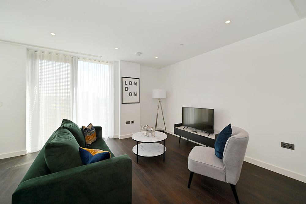 Access Royal Mint -  One Bedroom Apartment - 87956