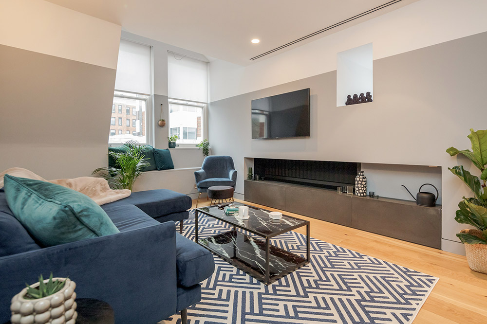 Stay&amp;Co-Holborn-Premium-Two-Bedroom-Living-Room