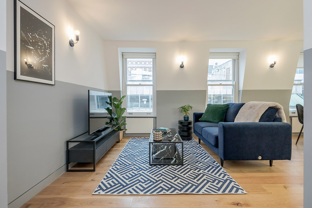 Stay&amp;Co-Holborn-Superior-1bed-Flat-5-Living-Room
